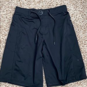 Men’s Black Hylete workout shorts!